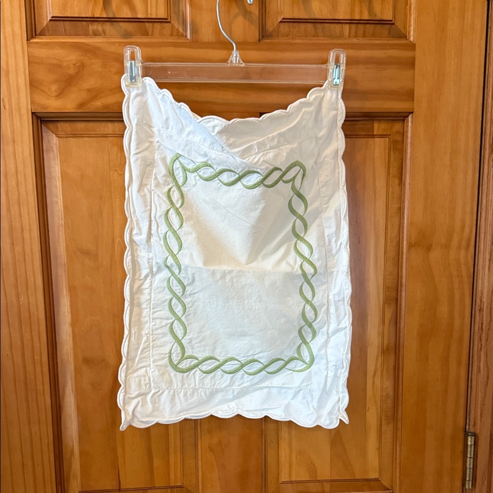 Luxurious White and Green Pillowcase